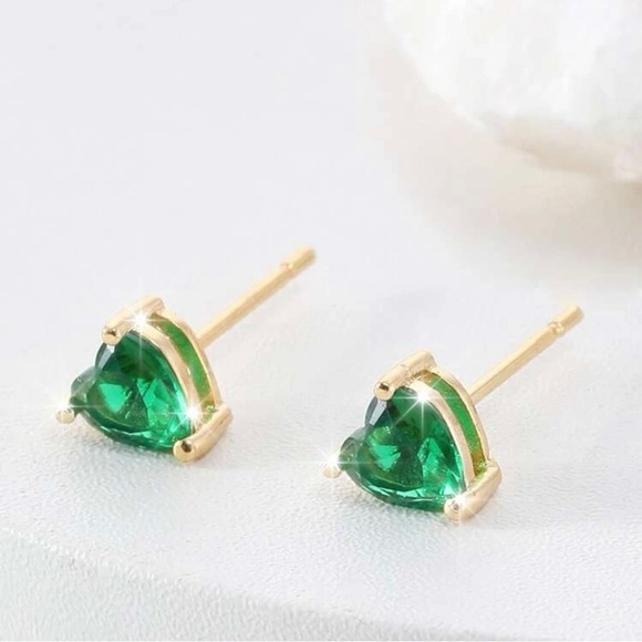 Heart Rhinestone Stud Earrings - Picture 1 of 2